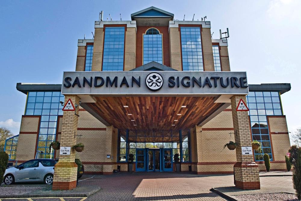 Sandman Signature London Gatwick Hotel Κρόουλι Εξωτερικό φωτογραφία
