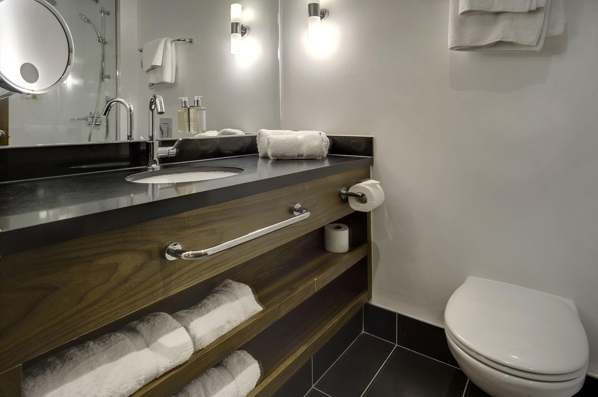 Sandman Signature London Gatwick Hotel Κρόουλι Εξωτερικό φωτογραφία