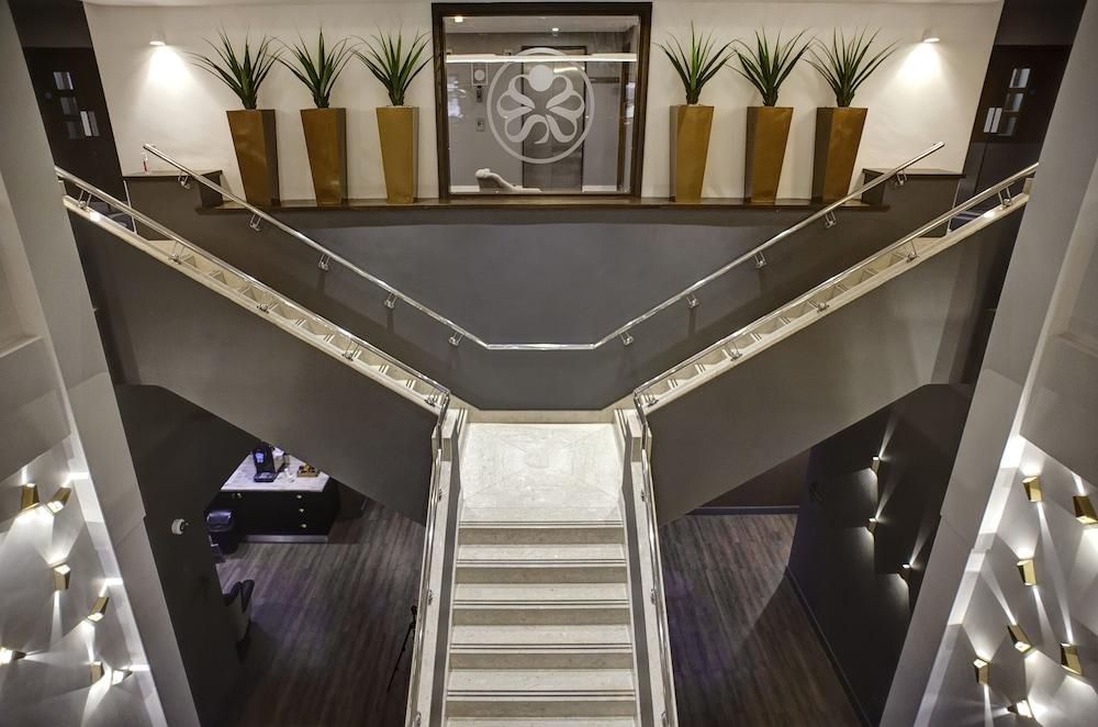 Sandman Signature London Gatwick Hotel Κρόουλι Εξωτερικό φωτογραφία