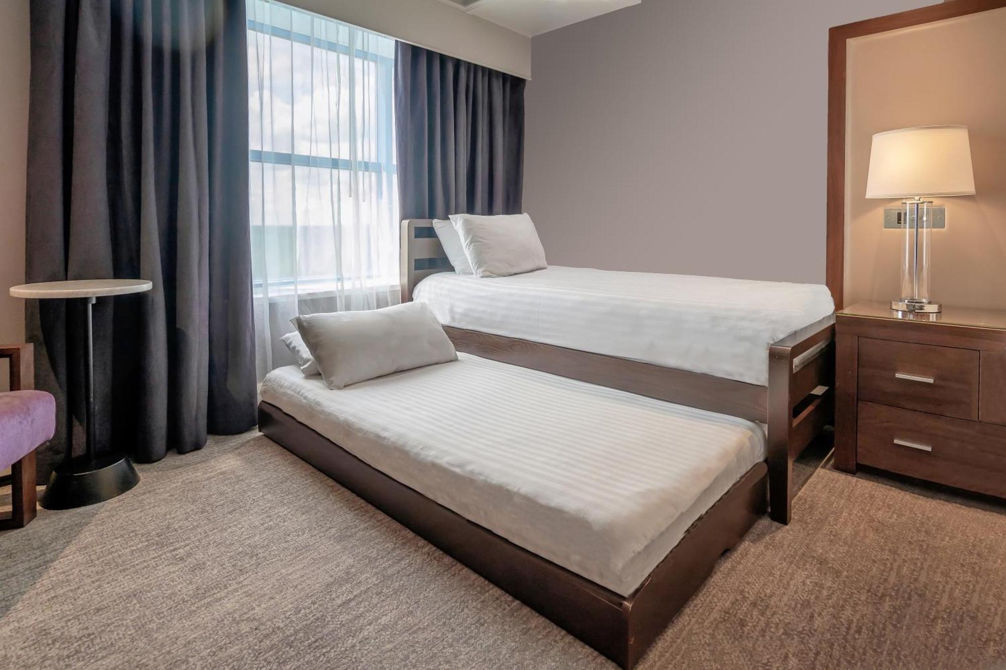 Sandman Signature London Gatwick Hotel Κρόουλι Εξωτερικό φωτογραφία