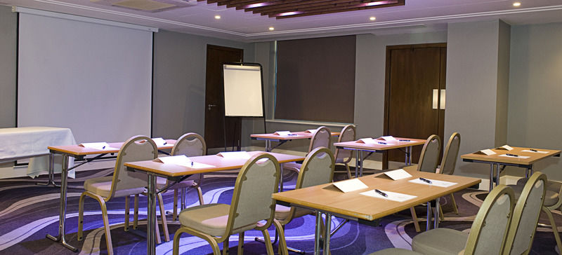 Sandman Signature London Gatwick Hotel Κρόουλι Εξωτερικό φωτογραφία