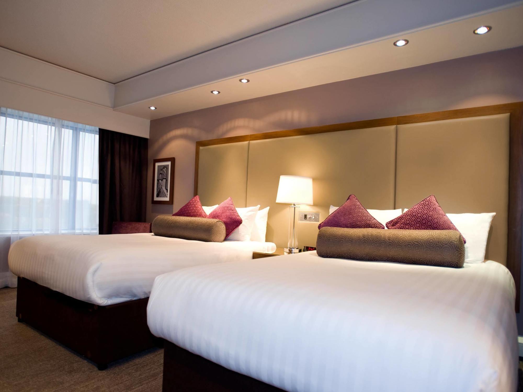 Sandman Signature London Gatwick Hotel Κρόουλι Εξωτερικό φωτογραφία